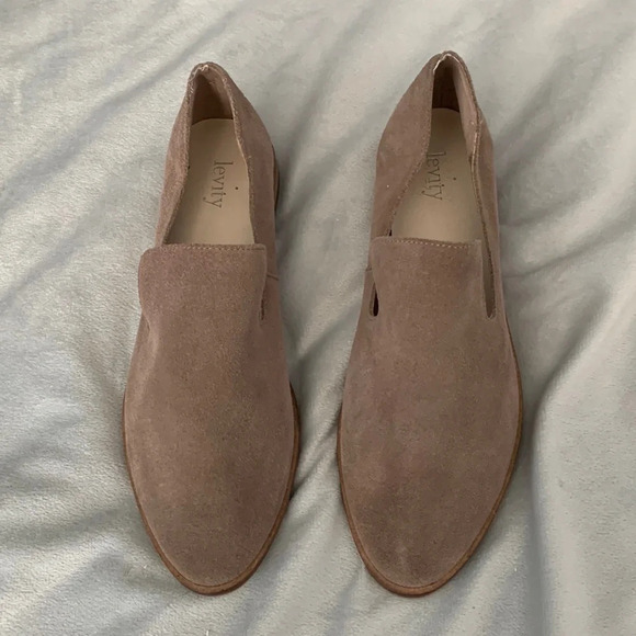 Levity Carla taupe leather suede flats size 7 - Picture 2 of 8